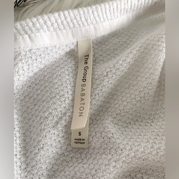 Aritzia The Group Babaton LS Light Knit top
SZ:S/M fits oversized - Picture 4 of 6